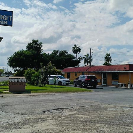 Budget Inn By Oyo Edinburg Hwy 281 Exteriör bild